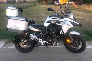 Benelli TRK 502 X