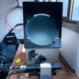 Proiettore di profili 