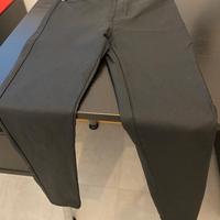 Pantaloni neri similpelle