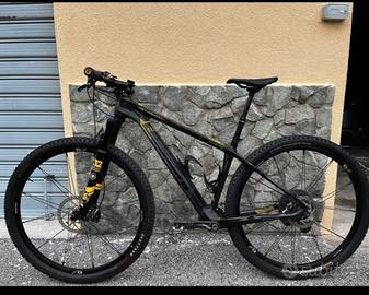 bianchi methanoli in carbonio 