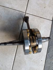 Albero motore + frizione yz 125
