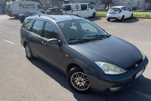 Ford Focus 1.8i 16V cat SW Ghia