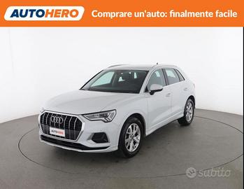 AUDI Q3 35 TFSI Business Advanced