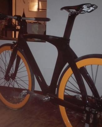 Bicicletta telaio carbonio