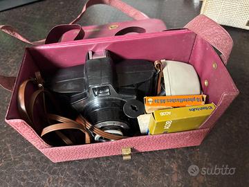 Macchina fotografica Ferrania Eura con accessori