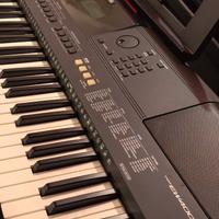 Tastiera Yamaha PSR-EW400+Supporto Proel