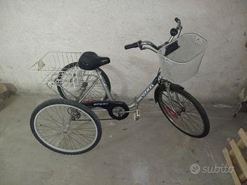 triciclo per adulti
