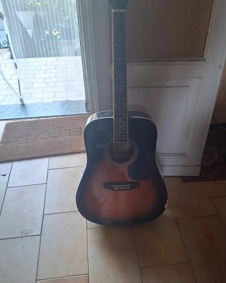 chitarra acustica de salvo