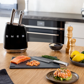 CEPPO 6 COLTELLI SMEG NERO