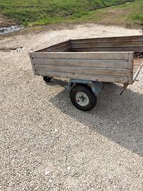 carretto per giardinaggio