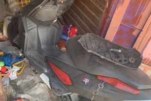 Vendoo pezzi scooter malaguti f 12