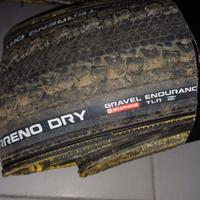 Pneumatico gravel Vittoria Terreno Dry