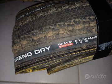 Pneumatico gravel Vittoria Terreno Dry