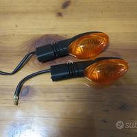 Frecce nere vintage per moto