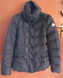 Moncler piumino da donna nero Tg S.