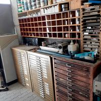 MACCHINARI INDUSTRIALI e TIPOGRAFICI INDUSTRIAL