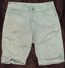Jeans bermuda di cotone, colore turchese