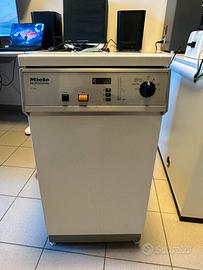 Termodisinfettore MIELE professional G 7831