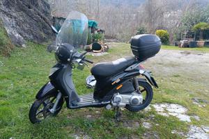 Scooter 125 Derbi