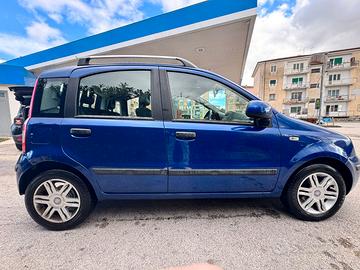 FIAT PANDA 1.2 EMOTION