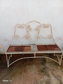 Panchina in ferro battuto