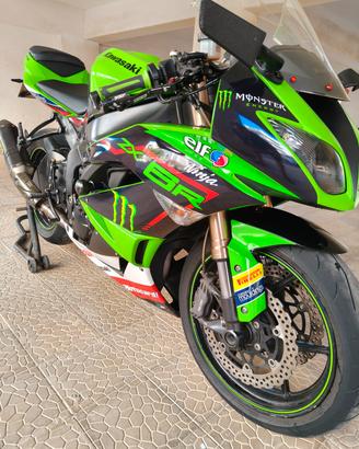  Kawasaki ninja zx6r 2010
