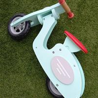 Vespa scooter di legno nuovo Kinderkraft 