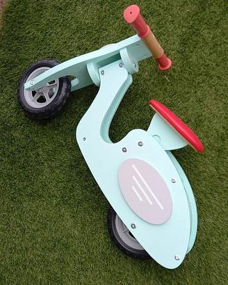 Vespa scooter di legno nuovo Kinderkraft 