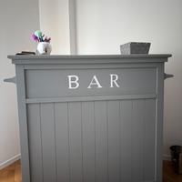 Mobile bar