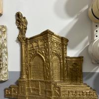 Bassorilievo in stucco patinato 