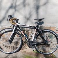 bici corsa carbonio taglia 52