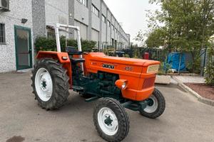 TRATTORE GOMMATO FIAT 450