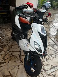 Aprilia SR factory