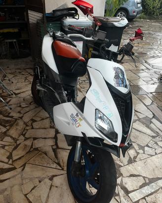 Aprilia SR factory