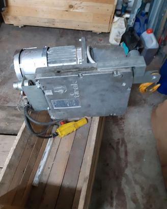 argano elettrico tirak
