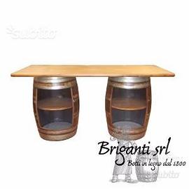 Banconi per negozio da botti in legno Briganti
