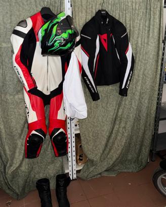 Abbigliamento moto completo dainese