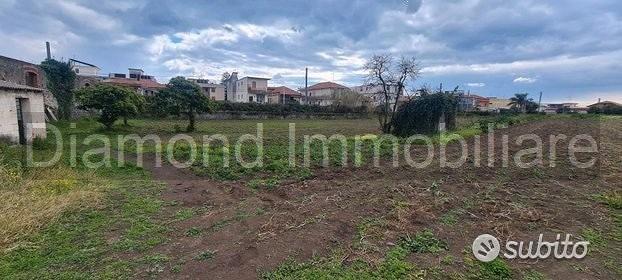 Terreno 15.000 mq con fabbricati a fiumefreddo - Vista 3