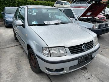Ricambi per Volkswagen Polo 1.4 16v AHW del 2000