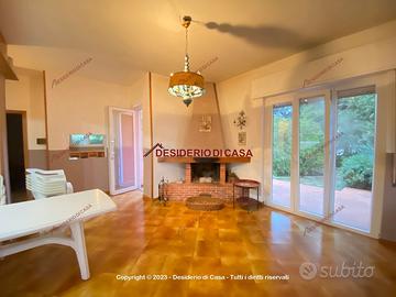 Casa, Altavilla Milicia.