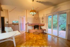 Casa, Altavilla Milicia.