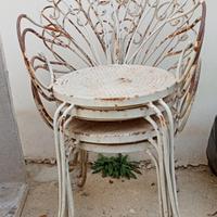 Set di 4 sedie da giardino, in ferro battuto.