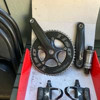 Movimento centrale-Pedivelle-Cassette racing bike