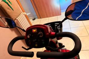 Scooter elettrico per disabili o anziani