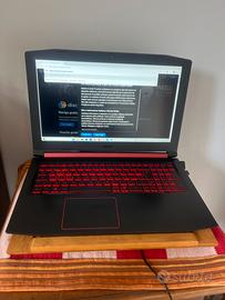 Acer Nitro 5 i7/16 gb ram GTX 1050 Ti gaming