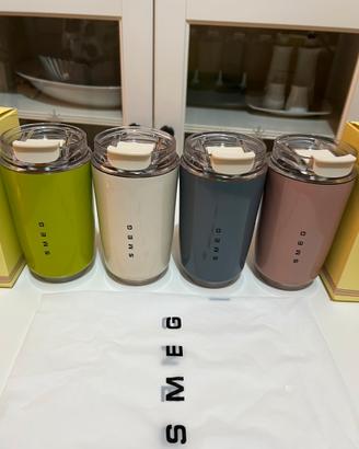 SMEG Wall Mug Termos Nuova mai usata con scatola