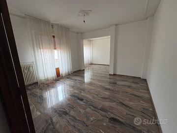 Adriatico pianeggiante con terrazzo