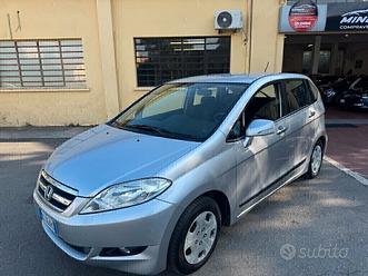 HONDA FR-V usata in vendita