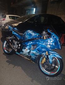 SUZUKI GSX R1000 LEGGETE BENE
