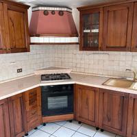 Cucina angolo 190x235 in legno disponibile subito